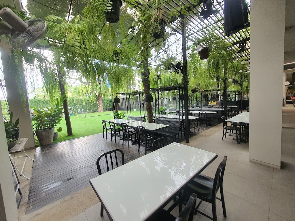 ร้านเมลโล่คาเฟ่ไวน์ แอนด์ ไดน์ เรสเตอร์รองท์'s Photo/Menu