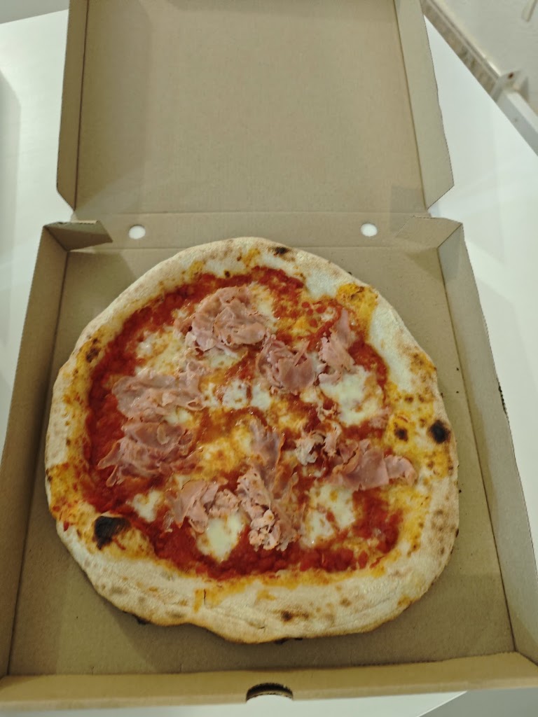 Trattoria La Gandinese — Comida y bebida