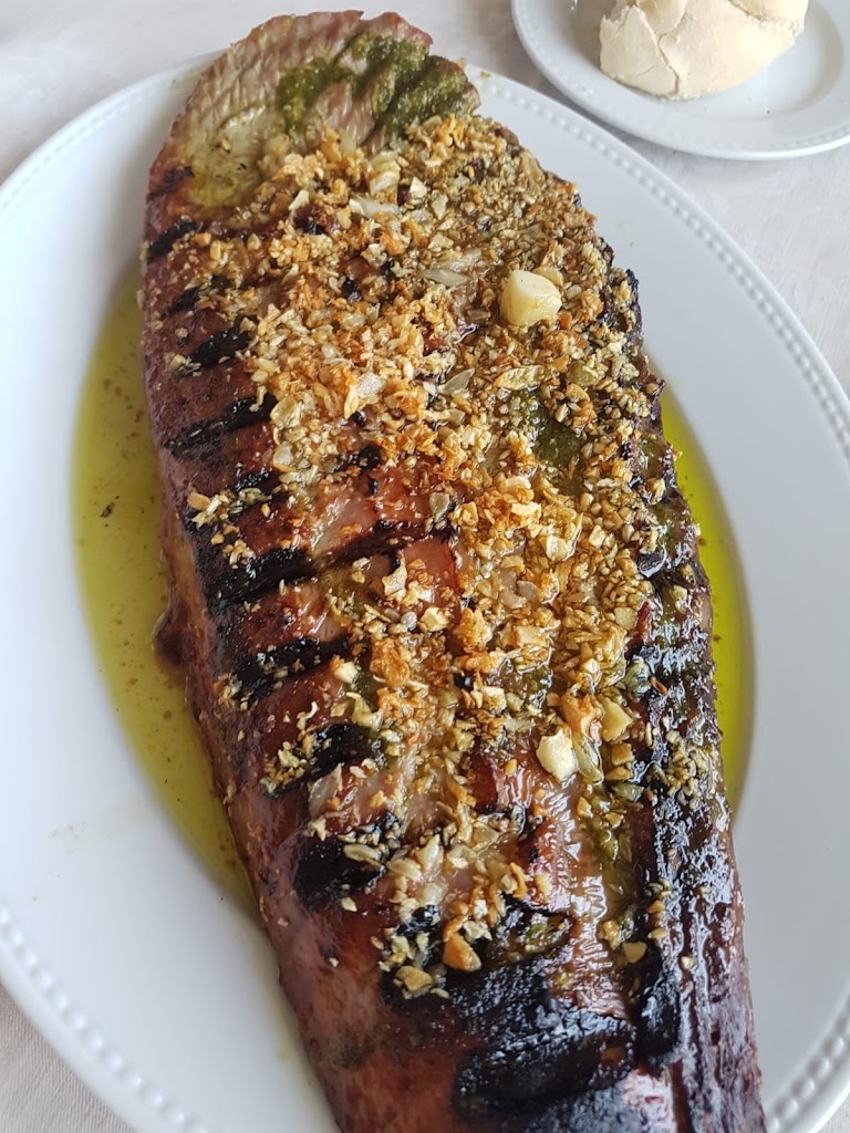 Restaurante Braseria Asador La Parrilla — Comida y bebida