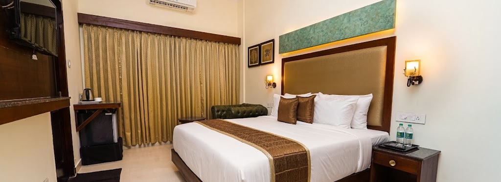 Hotel Comorin Grand