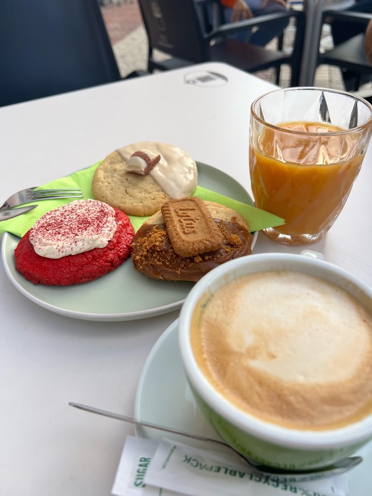 Mini's Coffee Bakery — Mas recientes