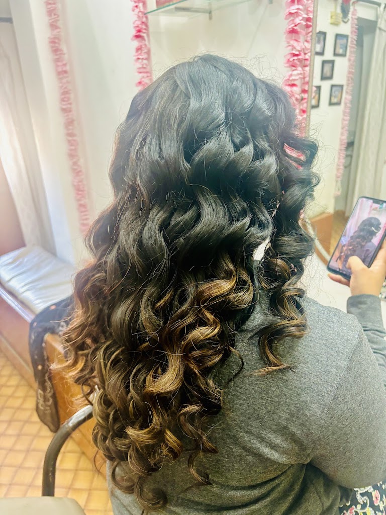 Priyambada Beauty Salon