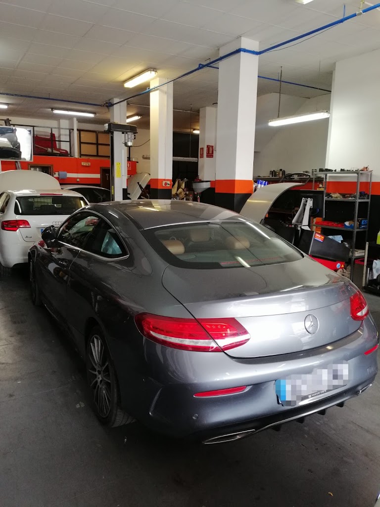 Sanchis Automocion - Mecanico en Alcoy — Del propietario