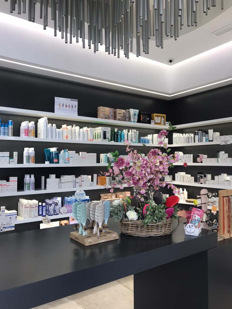 Farmacia Albatros — Del propietario