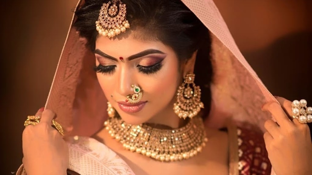 Mrs Lalita Patole Sl S Beauty Studio And Laser Center