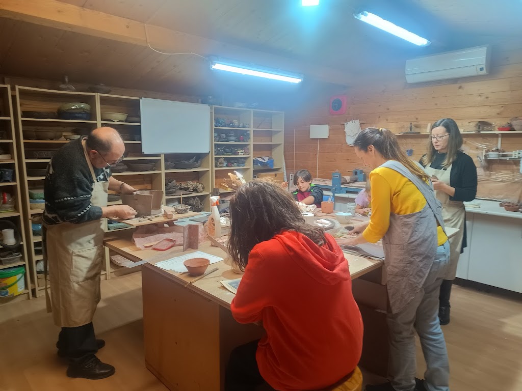 MJG CERAMICA. CLASES DE CERAMICA. ENCARGOS