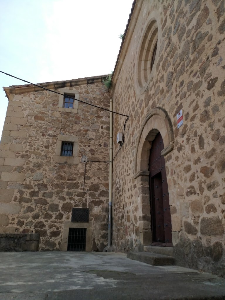 Hotel Dora — Exterior