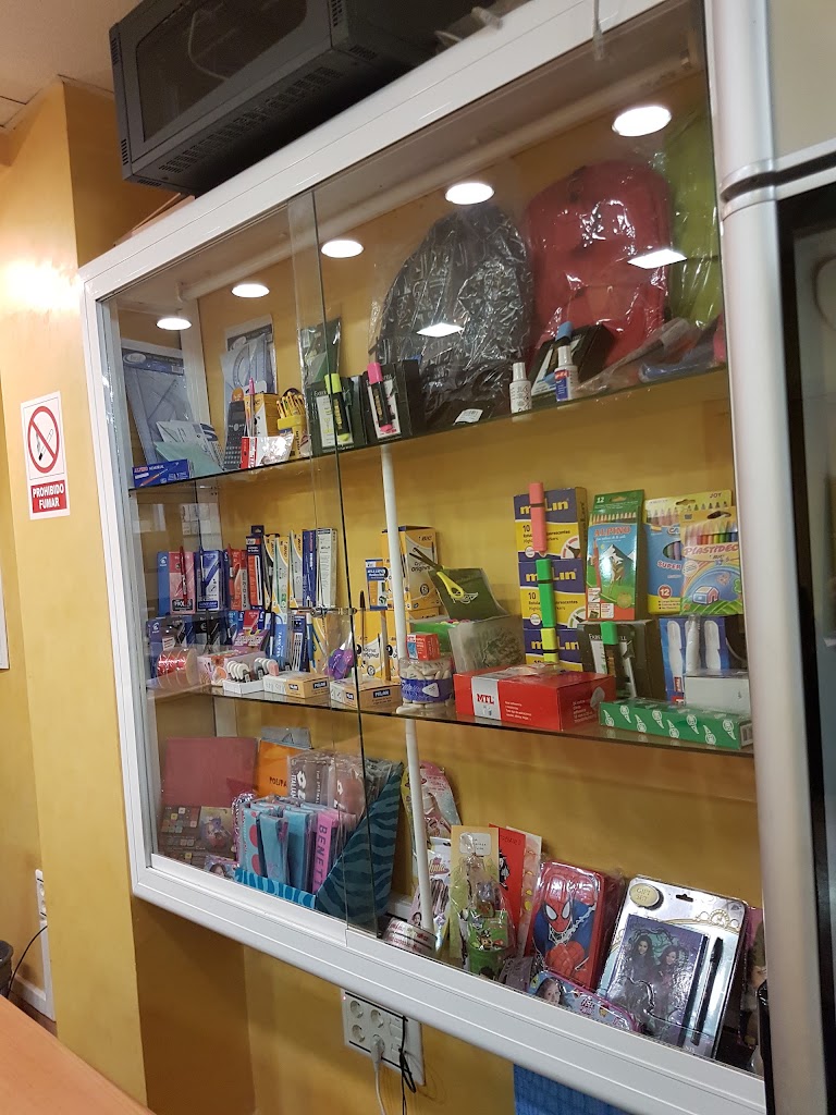 Academia y papeleria Ensename — Del propietario