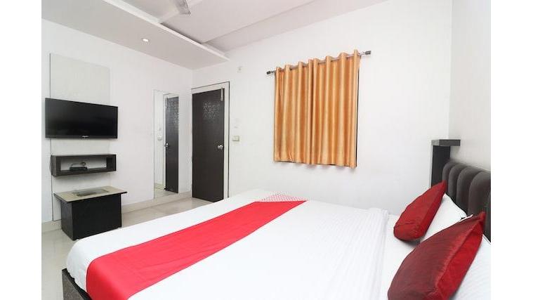 Hotel Golden Inn