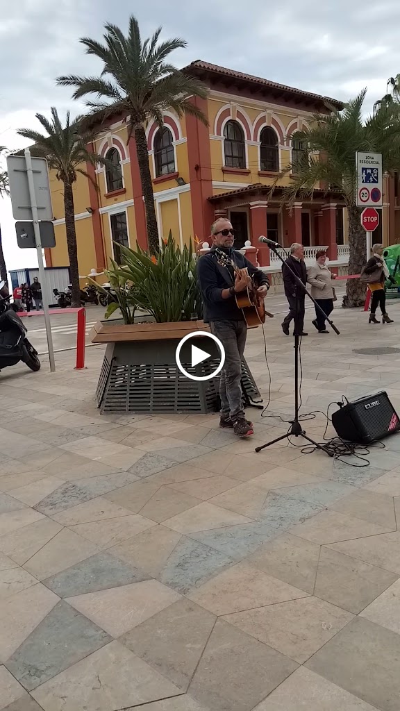 Cafeteria Nou Vilet — Videos