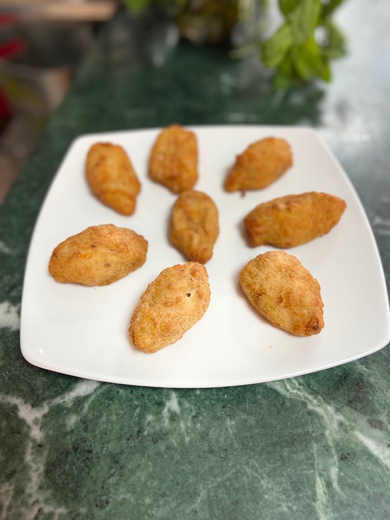 El Puchero de Lili — Comida y bebida