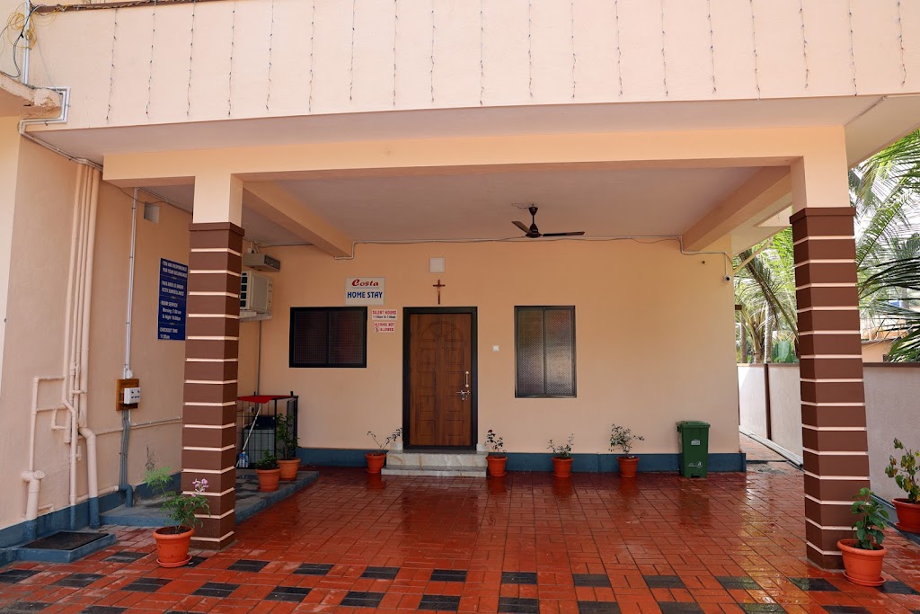 Costa Homestay