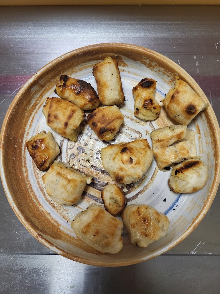 Pizzeria Rossini — Comida y bebida