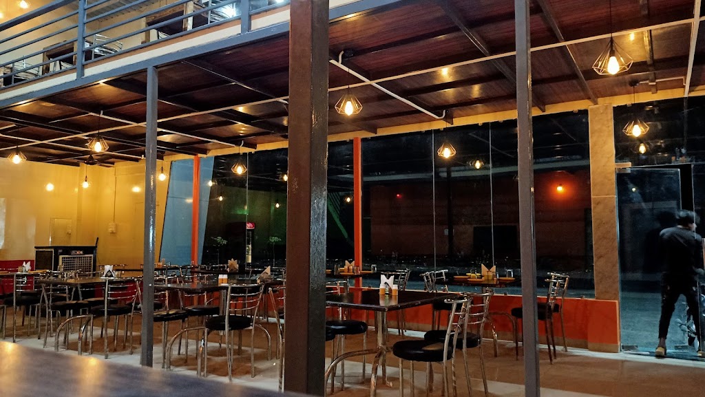 Shrii Saaii Shgun Shuddhshaahaakaarii Faimilii Resttuurentt Shree Sai Sagun Family Restaurant