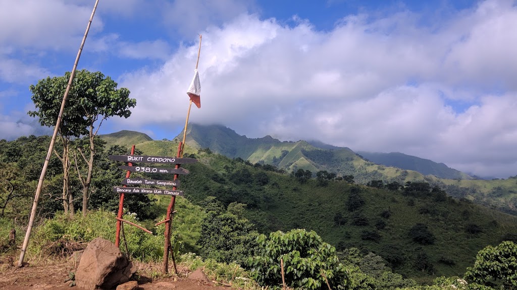 Puncak Bukit Cendono