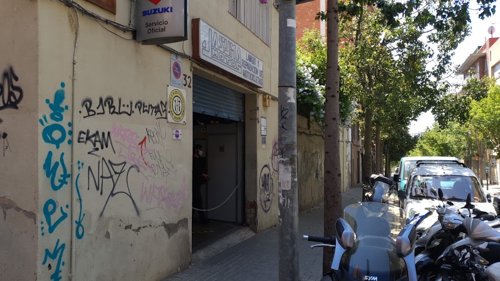 Jasuma Motos — Exterior