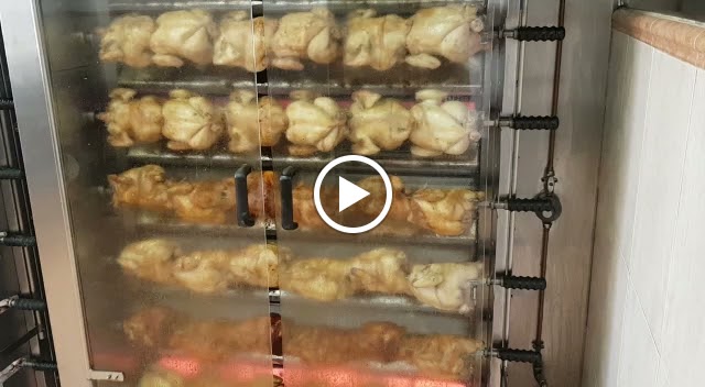 Palacio del Pollo Asado II — Ambiente