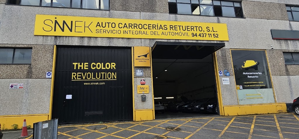 Autocarrocerias Retuerto — Exterior