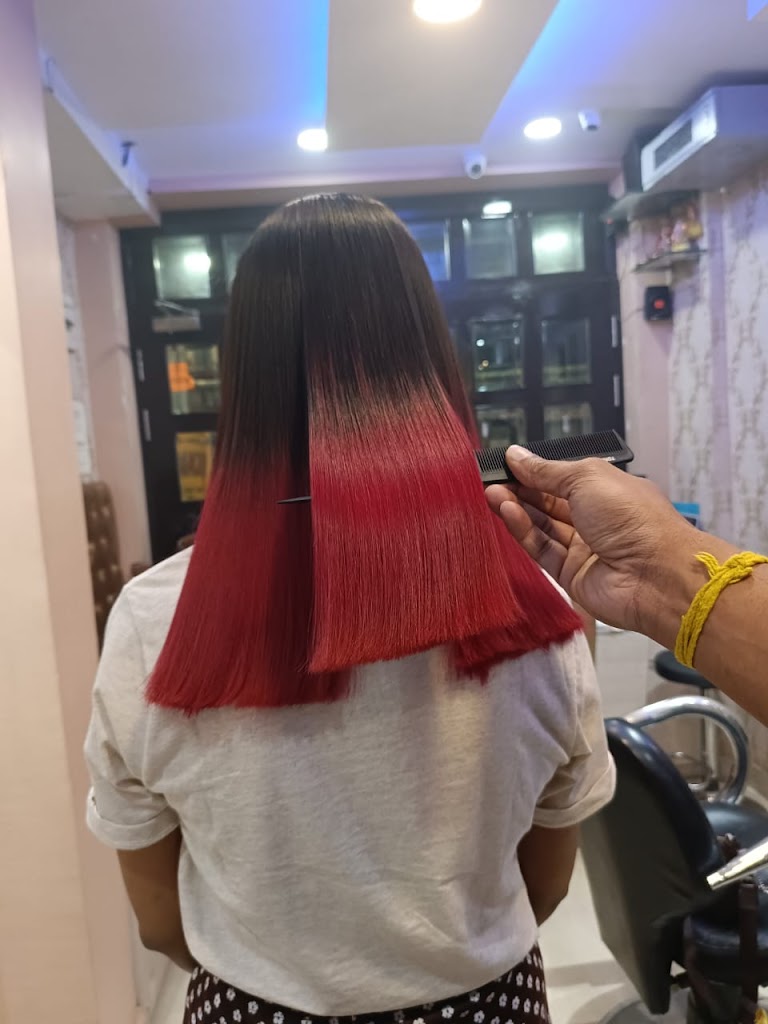 Glamour A Family Salon Behala