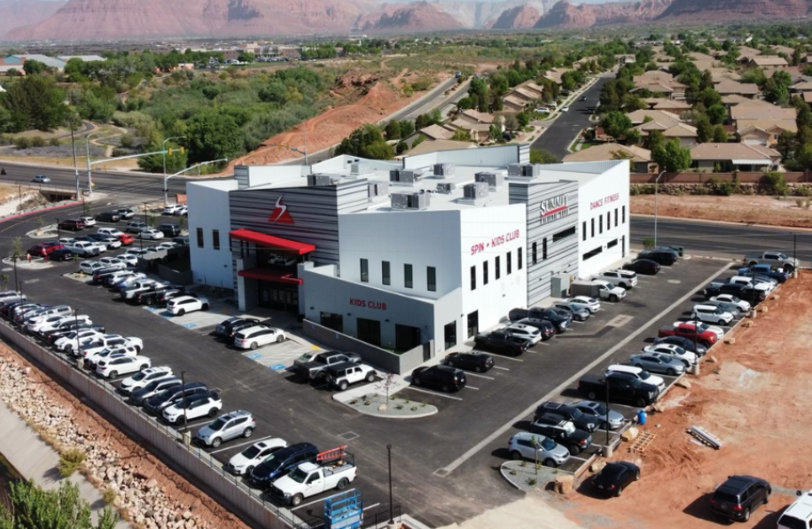  Summit Athletic Club