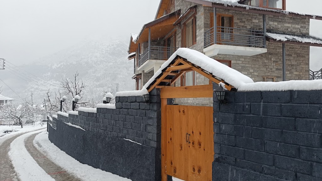 Odbostays Manali