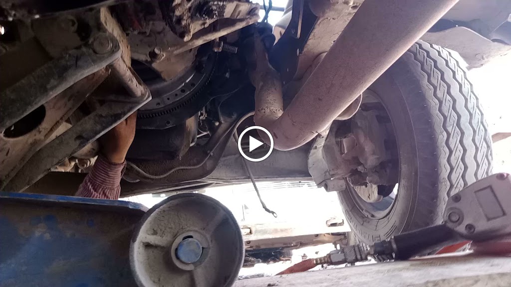 Taller mecanico yaydan — Videos