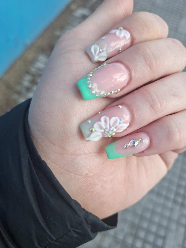 LUCY ESTETICA NAILS-ARTE