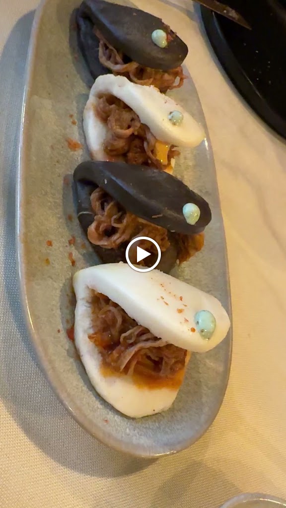 Restaurante Can Boleta Raices — Videos