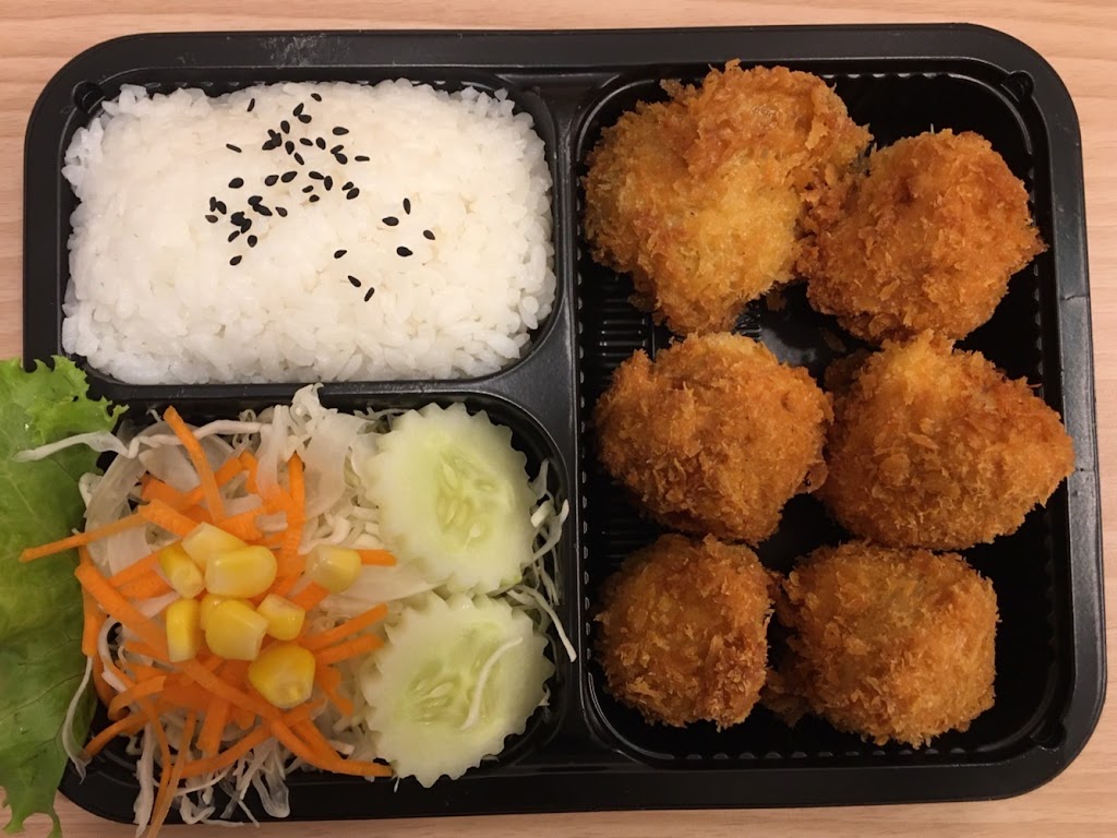 Sami Katsu Krungthep Kreeta의 사진