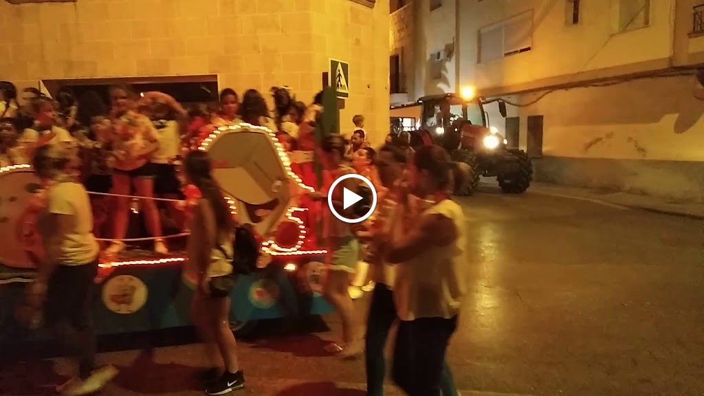 Cafe Bar Tejavana — Videos