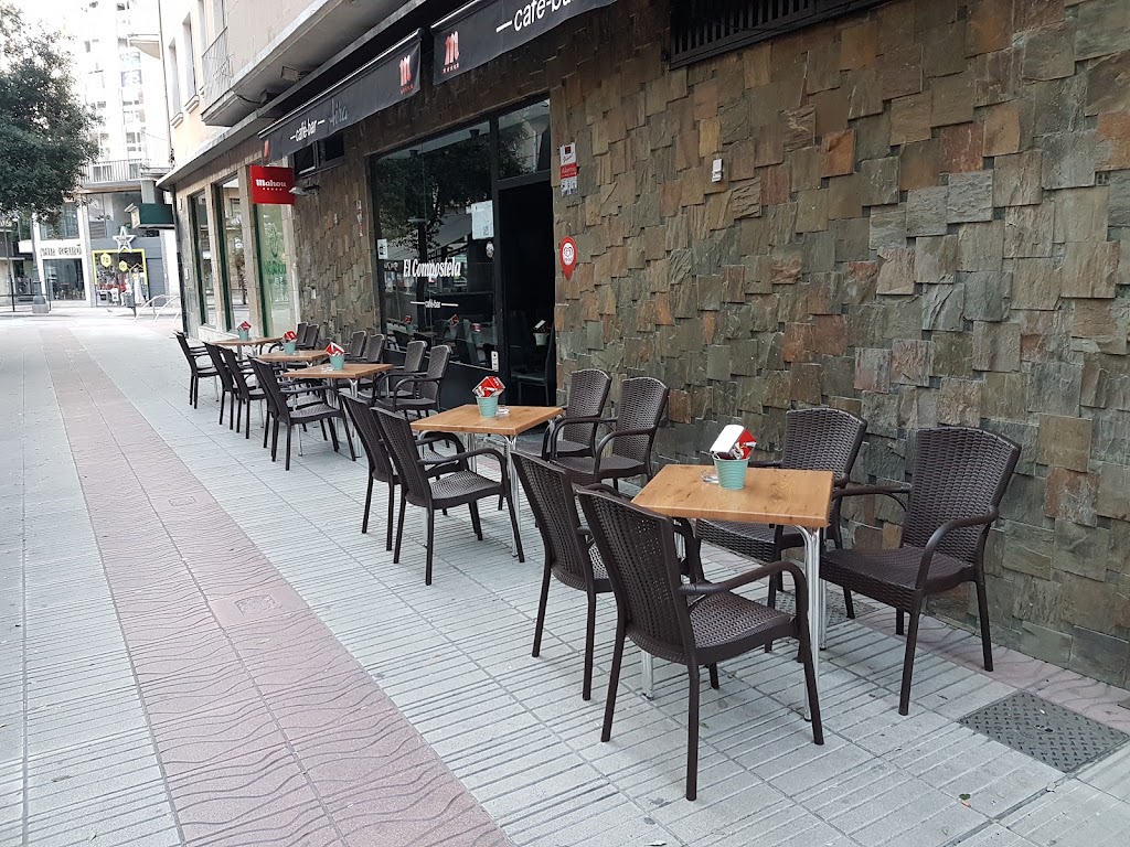 Bar nuevo compostela — Ambiente