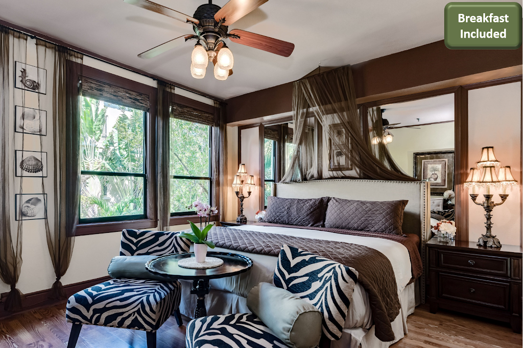 Hemingway Suites Palm Beach