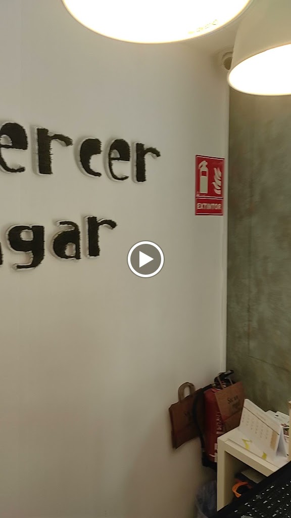 El Tercer Lugar — Videos