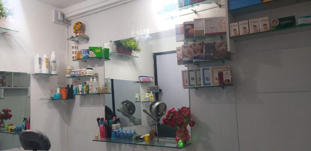 Rups Ladies Beauty Parlour Makeup Artist