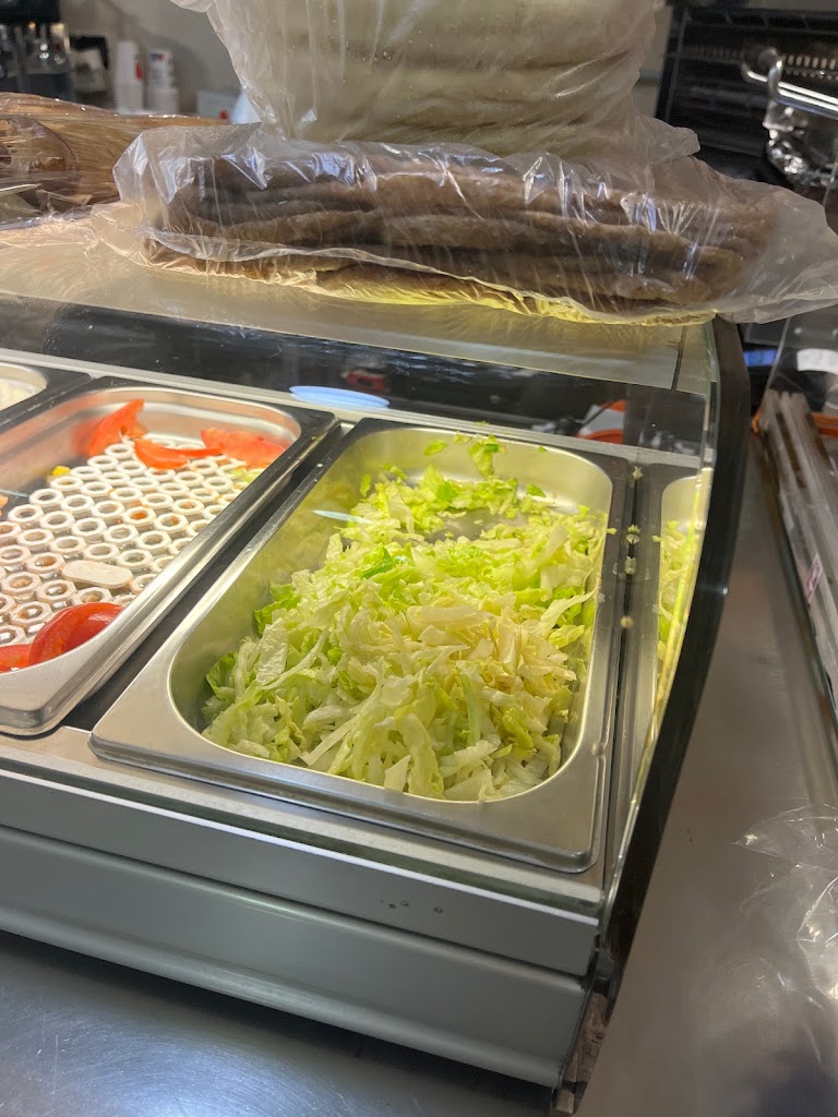 Kebab-Cafeteria Redouan-Ana — Comida y bebida