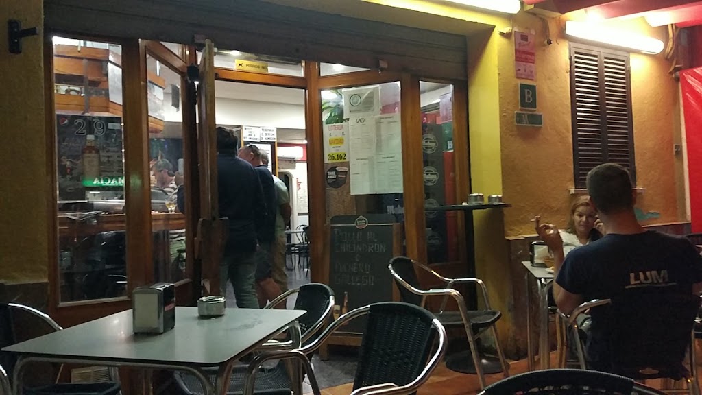 Bar Moyan's — Ambiente