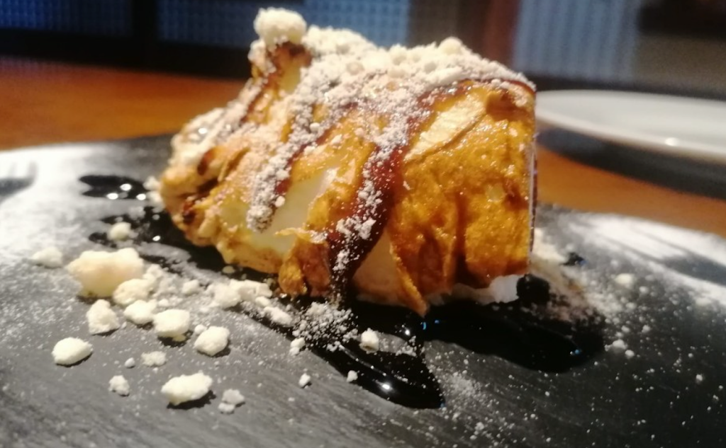Bodeguita La Charca — Comida y bebida