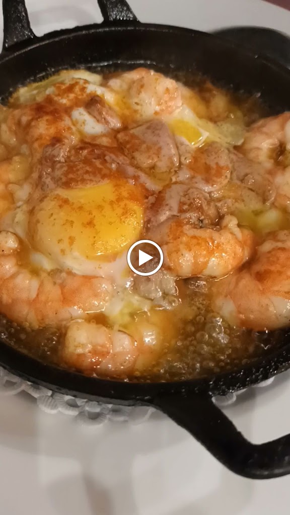 Meson Salvador — Videos