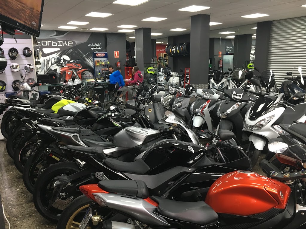 Motorbike — Interior