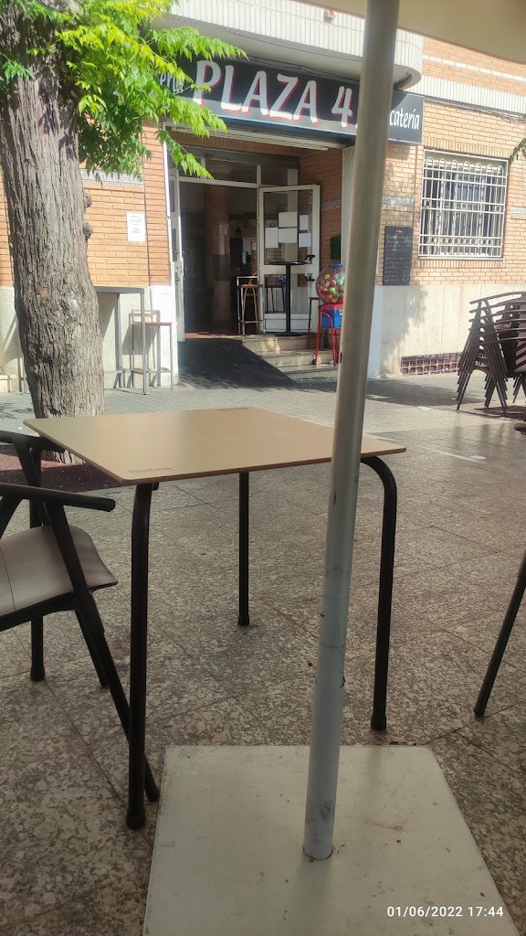 Plaza 43 — Ambiente