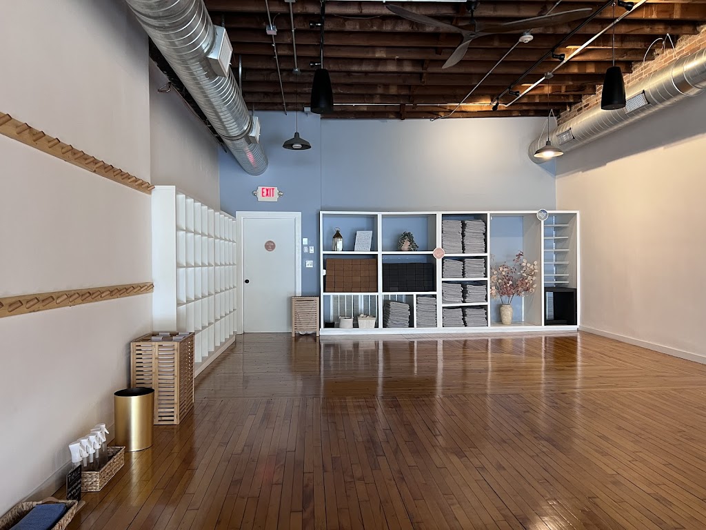  Down Under School of Yoga - Boston Back Bay