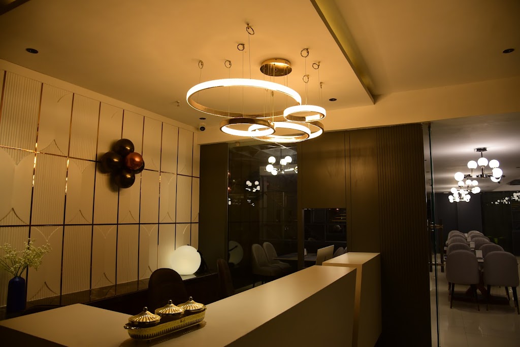 Crystal Restaurant
