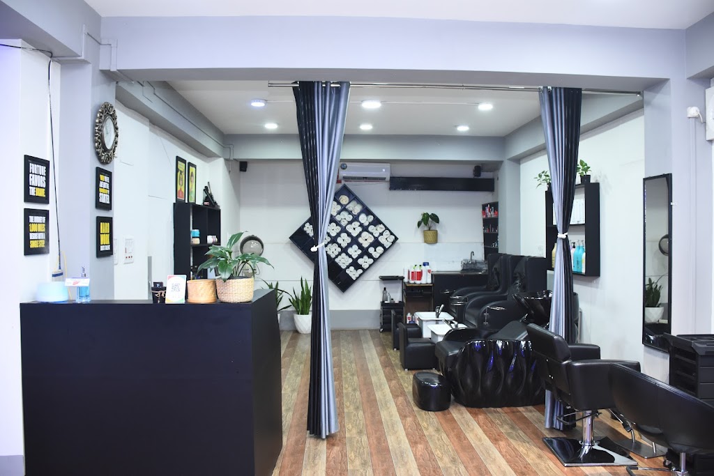 Yui S Unisex Salon And Spa