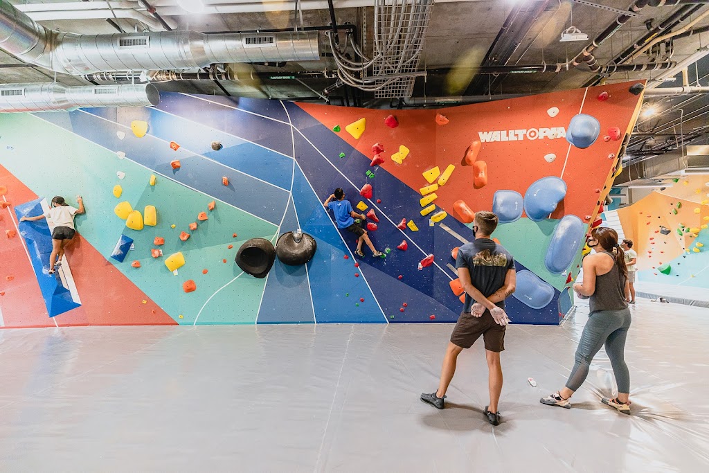  Sender One - Playa Vista