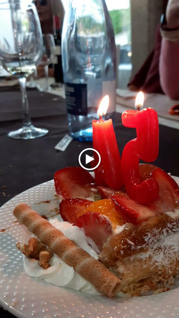 Restaurante Lemos — Videos