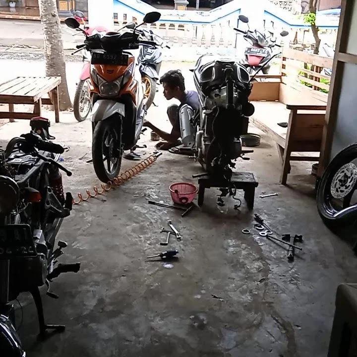 SAM MOTOR