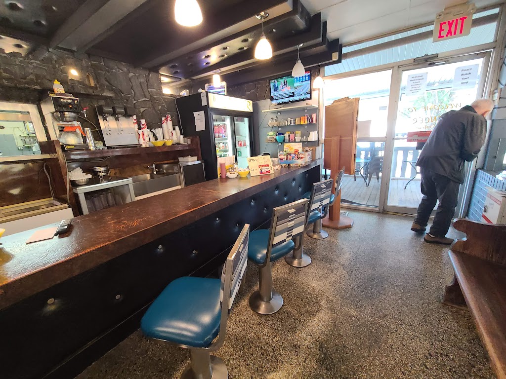 The Lancer Family Restaurant in St-Catharines