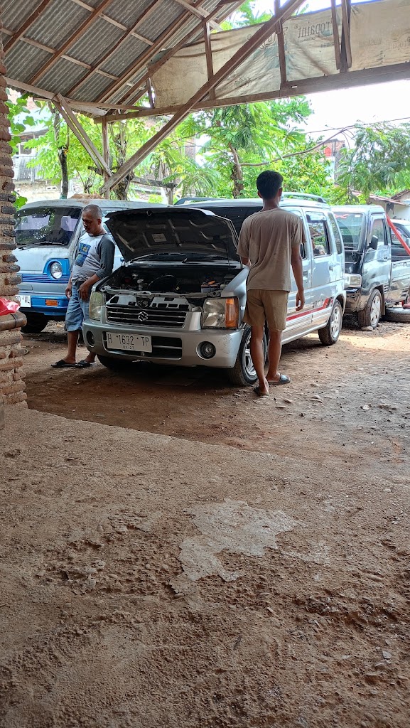 Bengkel Mobil Bang Adib , Srobyong Mlonggo