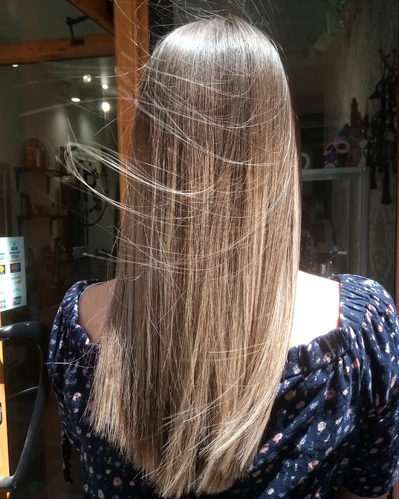 IR peluqueria llefia