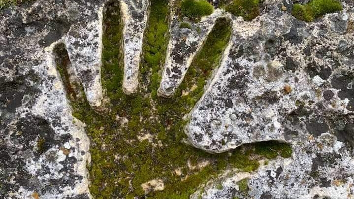 Roca Toni (Casa de Piedra)